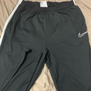 NIKE JOGGERS